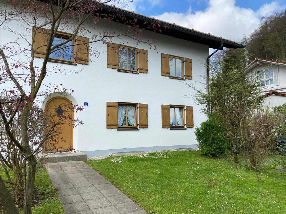 Modern Eingerichtete Wohnung Mit 2 Schlafzimmern Bergen  Zewnętrze zdjęcie