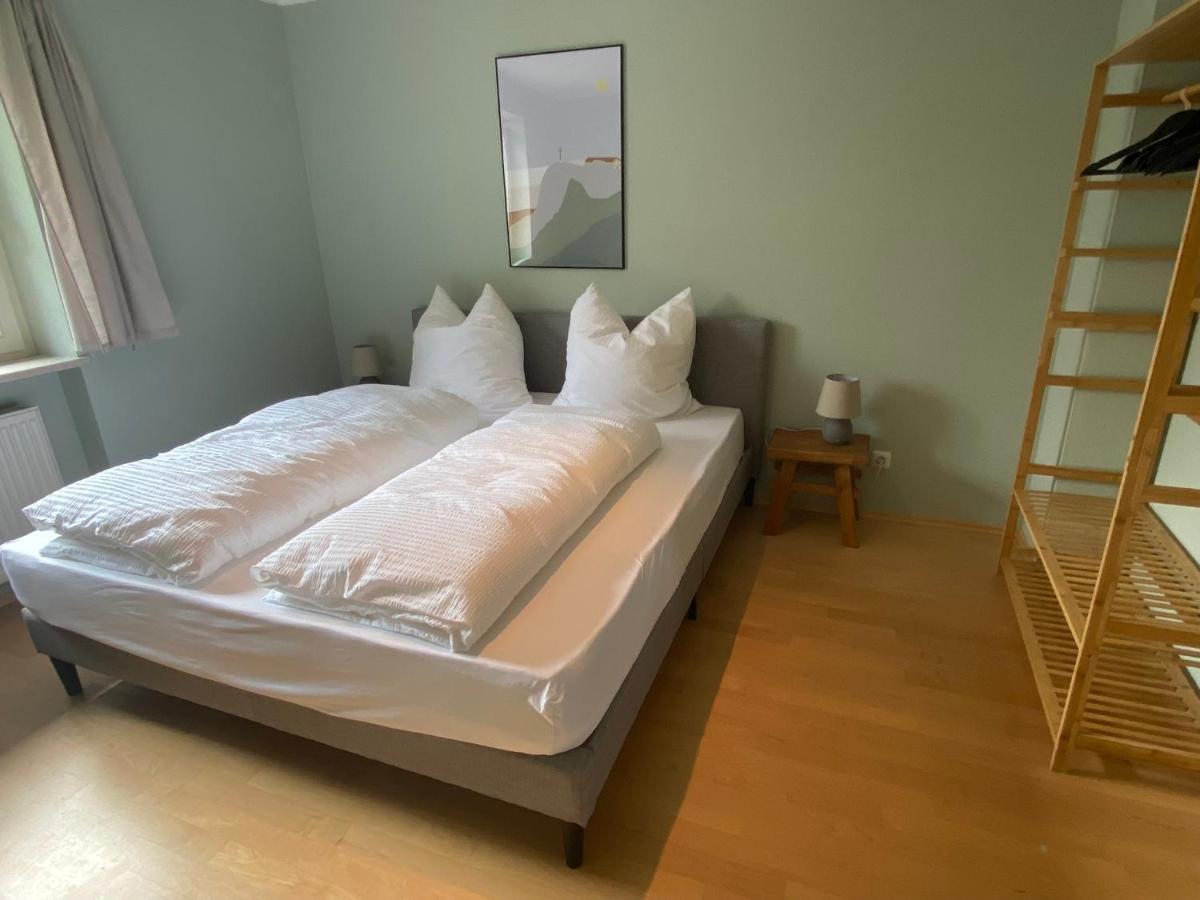 Modern Eingerichtete Wohnung Mit 2 Schlafzimmern Bergen  Zewnętrze zdjęcie
