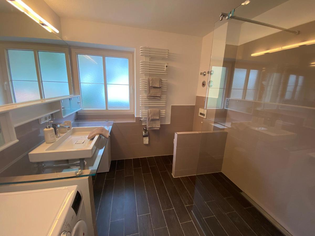 Modern Eingerichtete Wohnung Mit 2 Schlafzimmern Bergen  Zewnętrze zdjęcie