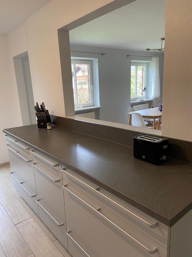 Modern Eingerichtete Wohnung Mit 2 Schlafzimmern Bergen  Zewnętrze zdjęcie