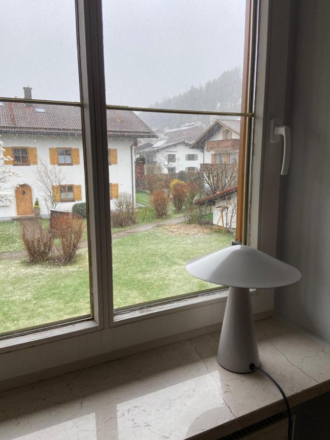 Modern Eingerichtete Wohnung Mit 2 Schlafzimmern Bergen  Zewnętrze zdjęcie