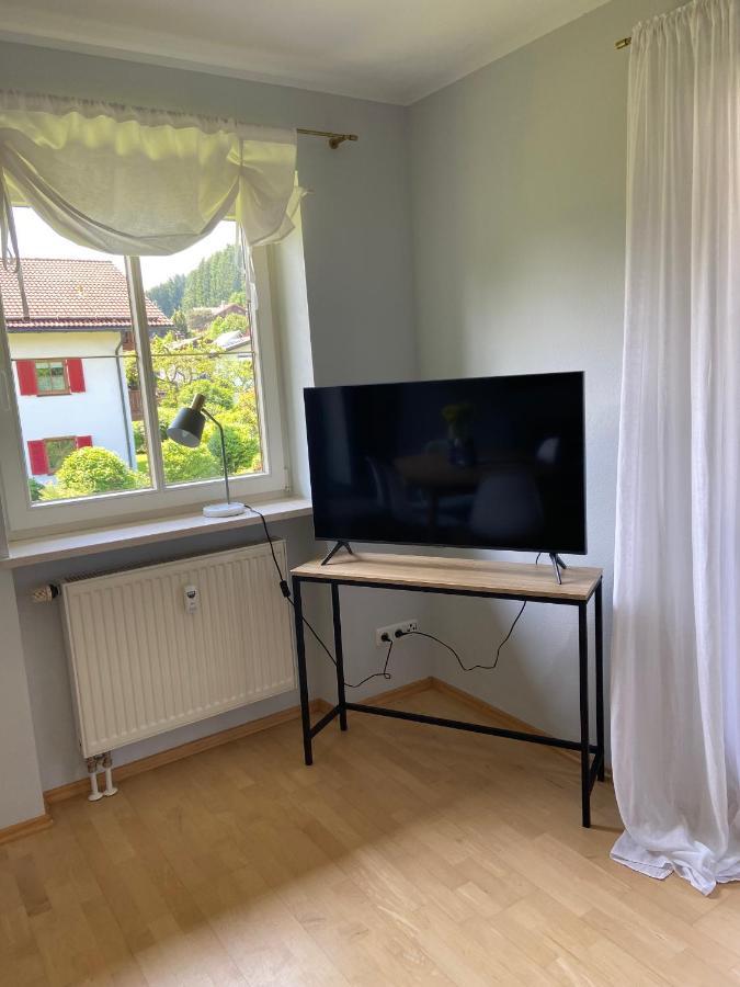 Modern Eingerichtete Wohnung Mit 2 Schlafzimmern Bergen  Zewnętrze zdjęcie